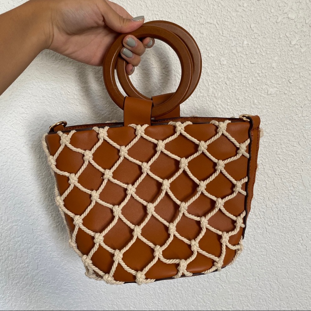 Lulu’s Bag 😍 - Picture 6 of 13
